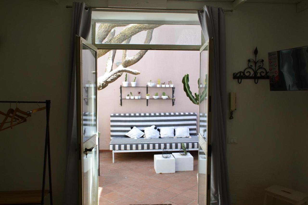 La Casetta Di Lucia Mondello Bagian luar foto